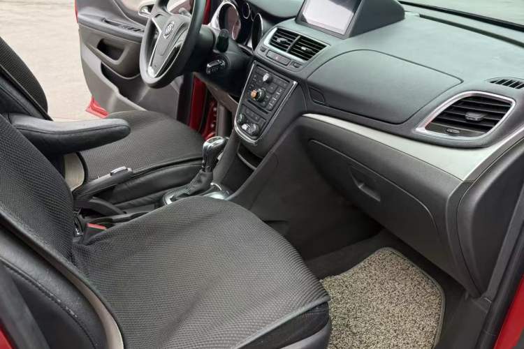 Used Buick Encore 2014 1.4T Automatic Two-Wheel Drive Urban Elite Model Right Front Seat