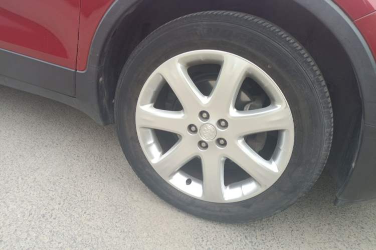 Used Buick Encore 2014 1.4T Automatic Two-Wheel Drive Urban Elite Model Right Front Wheel Hub