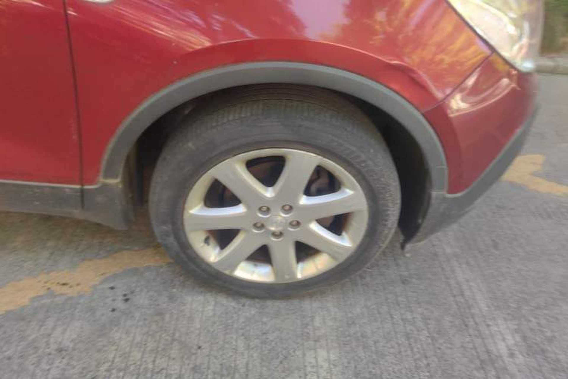 Used Buick Encore 2014 1.4T Automatic Two-Wheel Drive Urban Elite Model Right Front Wheel Hub