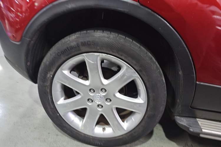 Used Buick Encore 2014 1.4T Automatic Two-Wheel Drive Urban Elite Model Right Rear Wheel Hub