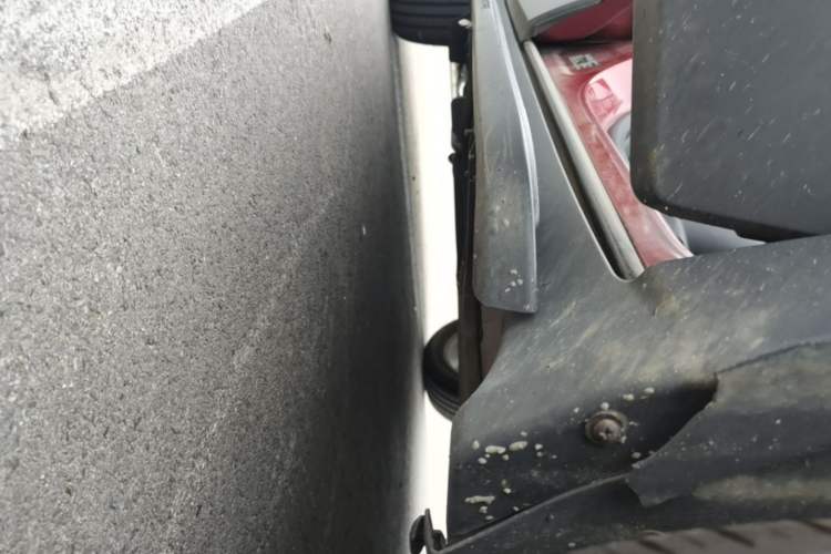 Used Buick Encore 2014 1.4T Manual Two-Wheel Drive Urban Advanced Model Right Side Sill
