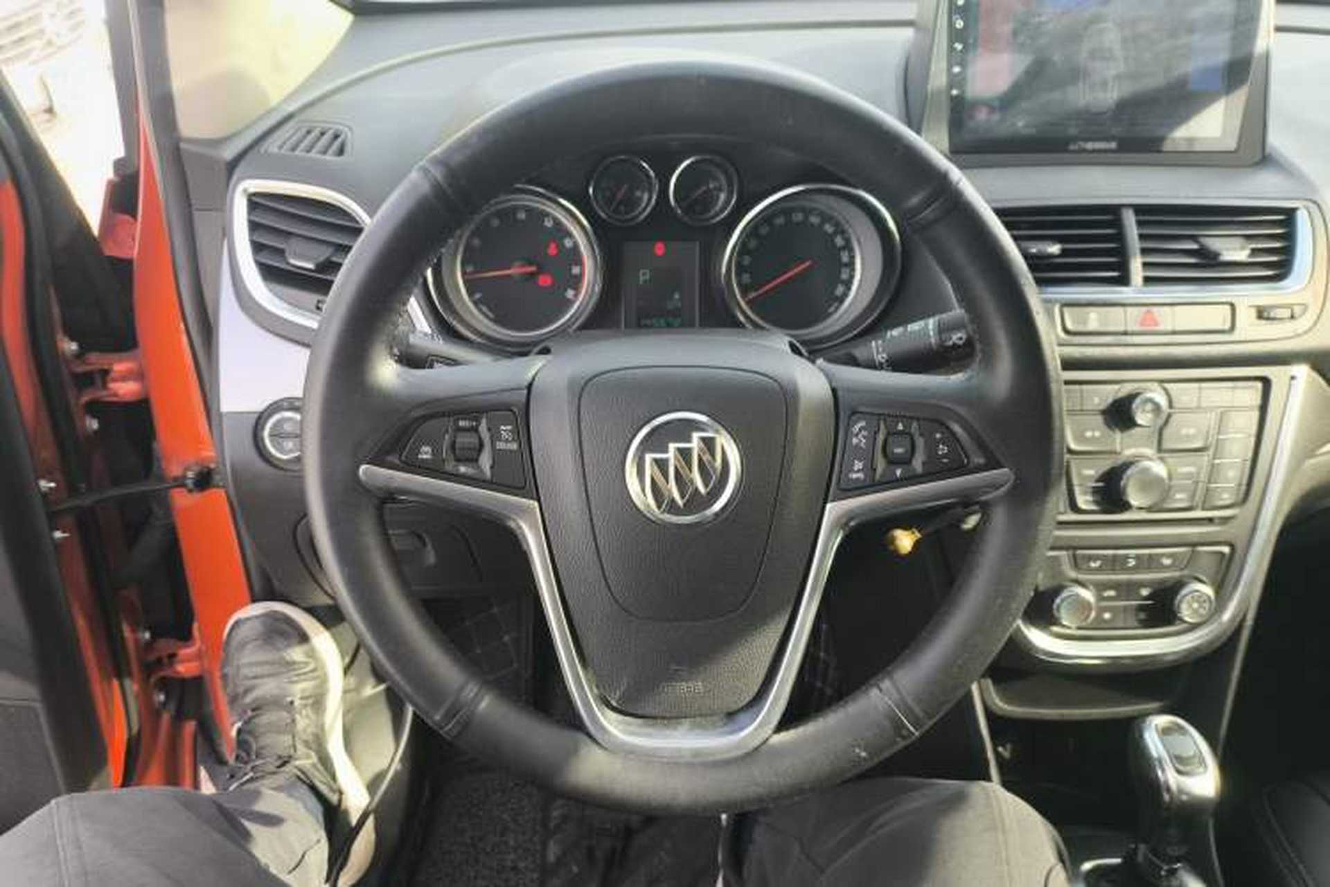 Used Buick Encore 2014 1.4T Automatic Two-Wheel Drive Urban Elite Model Steering Wheel