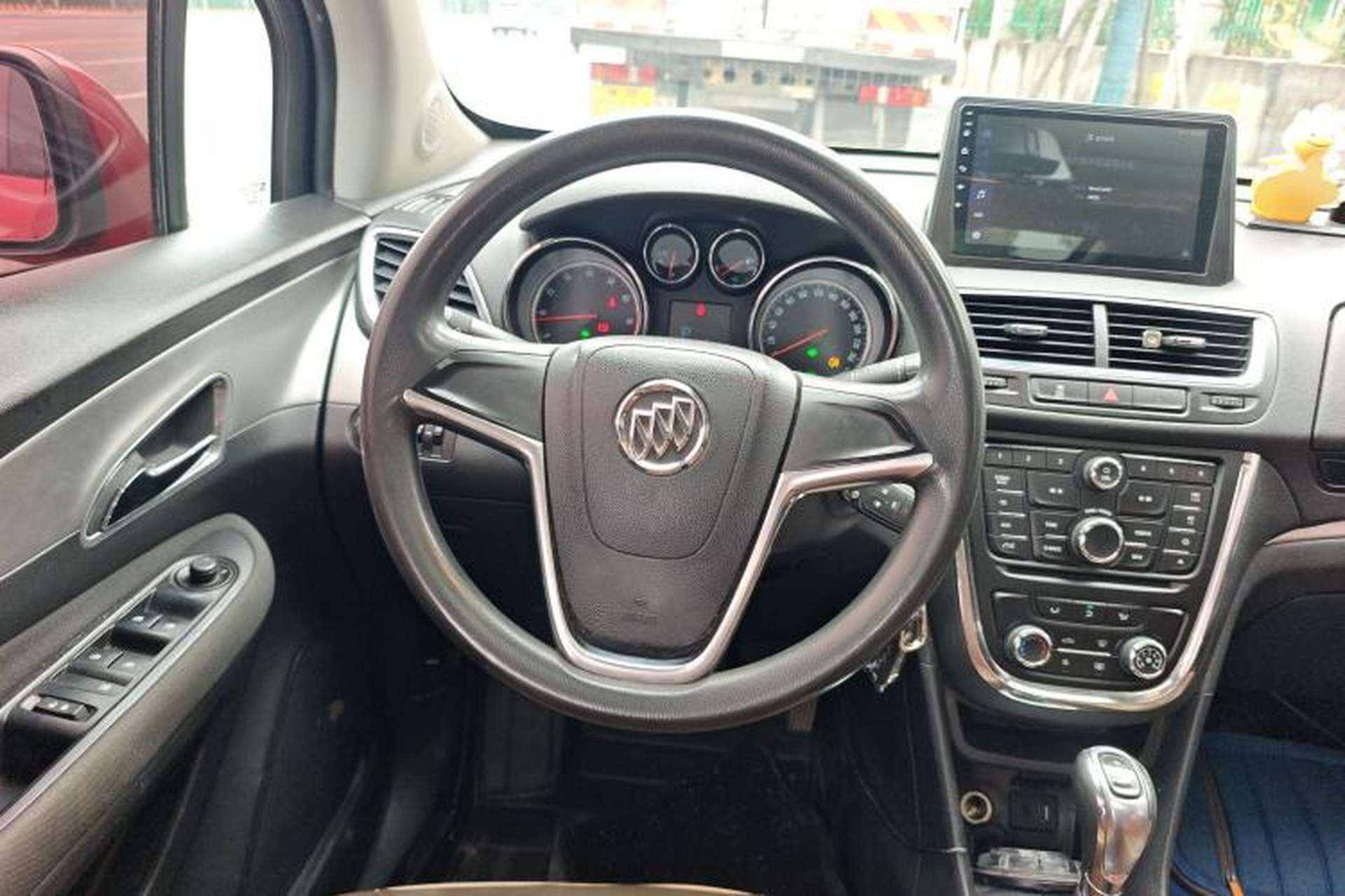 Used Buick Encore 2014 1.4T Automatic Two-Wheel Drive Urban Elite Model Steering Wheel