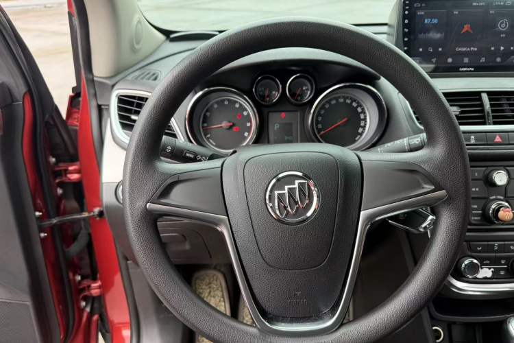 Used Buick Encore 2014 1.4T Automatic Two-Wheel Drive Urban Elite Model Steering Wheel