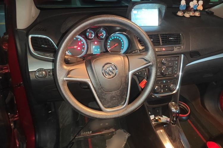 Used Buick Encore 2014 1.4T Automatic Two-Wheel Drive Urban Elite Model Steering Wheel