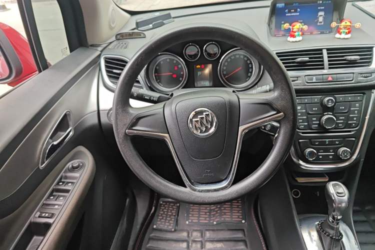 Used Buick Encore 2014 1.4T Automatic Two-Wheel Drive Urban Elite Model Steering Wheel