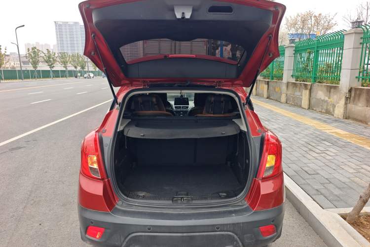 Used Buick Encore 2014 1.4T Automatic Two-Wheel Drive Urban Elite Model Trunk