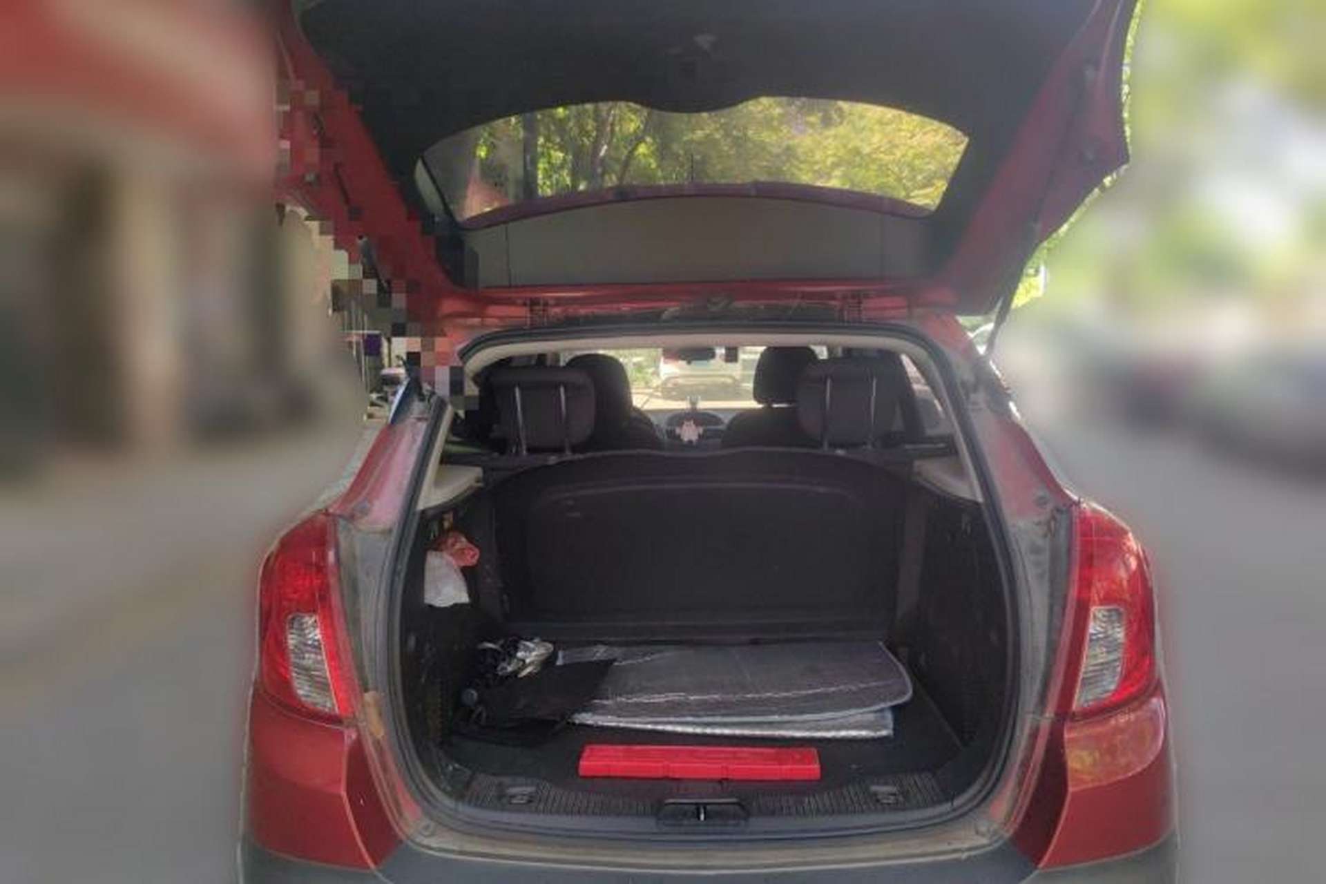 Used Buick Encore 2014 1.4T Automatic Two-Wheel Drive Urban Elite Model Trunk