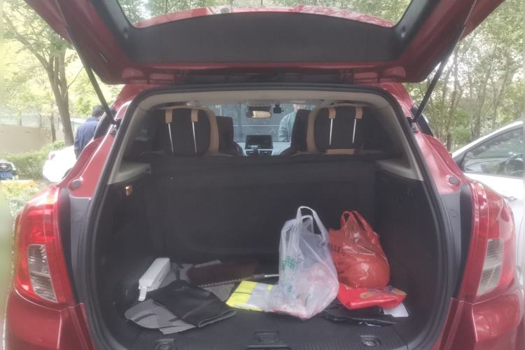 Used Buick Encore 2014 1.4T Automatic Two-Wheel Drive Urban Elite Model Trunk