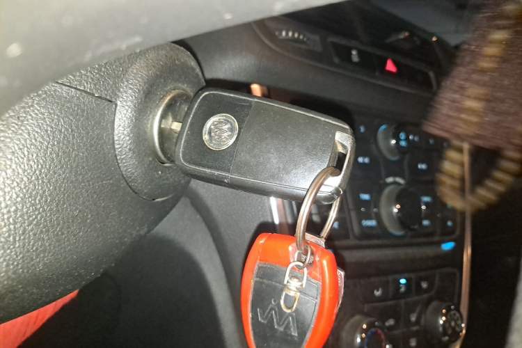 Used Buick Encore 2014 1.4T Automatic Two-Wheel Drive Urban Elite Model Vehicle Key