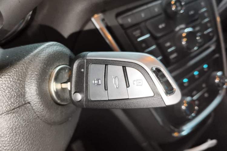 Used Buick Encore 2014 1.4T Automatic Two-Wheel Drive Urban Elite Model Vehicle Key