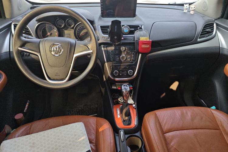 Used Buick Encore 2014 1.4T Automatic Two-Wheel Drive Urban Elite Model Center Console