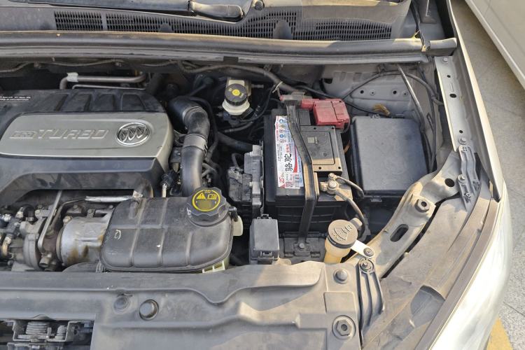 Used Buick Encore 2014 1.4T Automatic Two-Wheel Drive Urban Elite Model Engine Bay Left