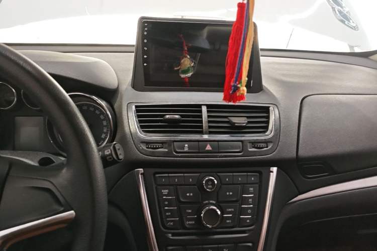 Used Buick Encore 2014 1.4T Automatic Two-Wheel Drive Urban Elite Model Audio And AC Panel