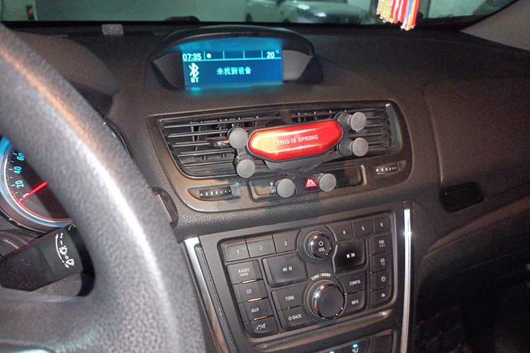 Used Buick Encore 2014 1.4T Automatic Two-Wheel Drive Urban Elite Model Audio And AC Panel