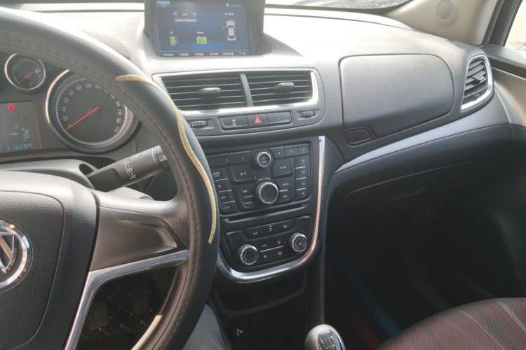 Used Buick Encore 2014 1.4T Manual Two-Wheel Drive Urban Advanced Model Audio And AC Panel