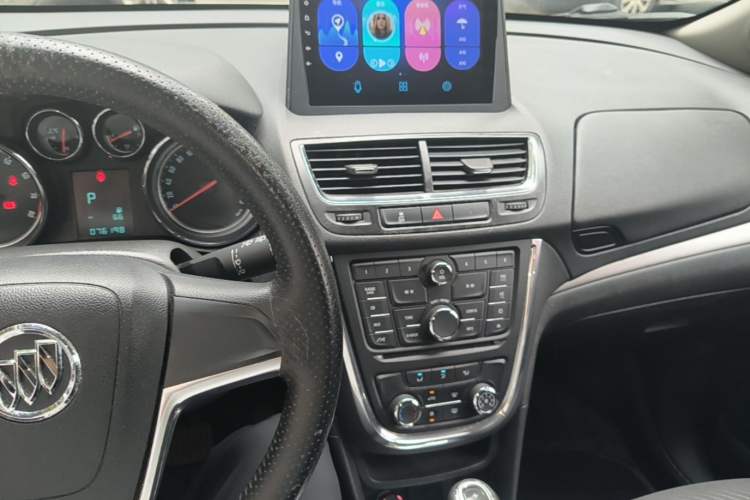 Used Buick Encore 2014 1.4T Automatic Two-Wheel Drive Urban Elite Model Audio And AC Panel