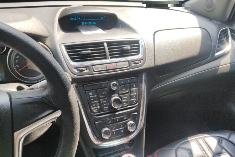 Used Buick Encore 2014 1.4T Automatic Two-Wheel Drive Urban Elite Model Audio And AC Panel