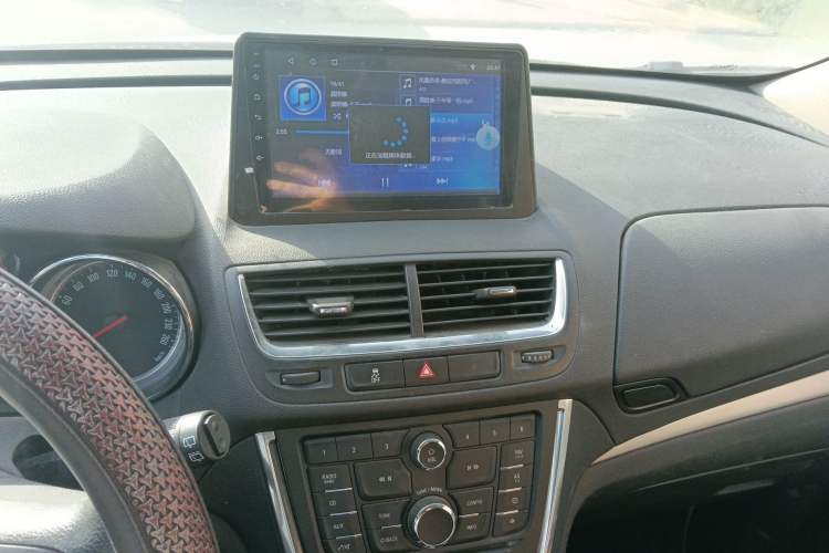 Used Buick Encore 2014 1.4T Automatic Two-Wheel Drive Urban Elite Model Audio And AC Panel