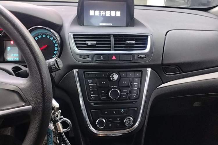 Used Buick Encore 2014 1.4T Automatic Two-Wheel Drive Urban Elite Model Audio And AC Panel