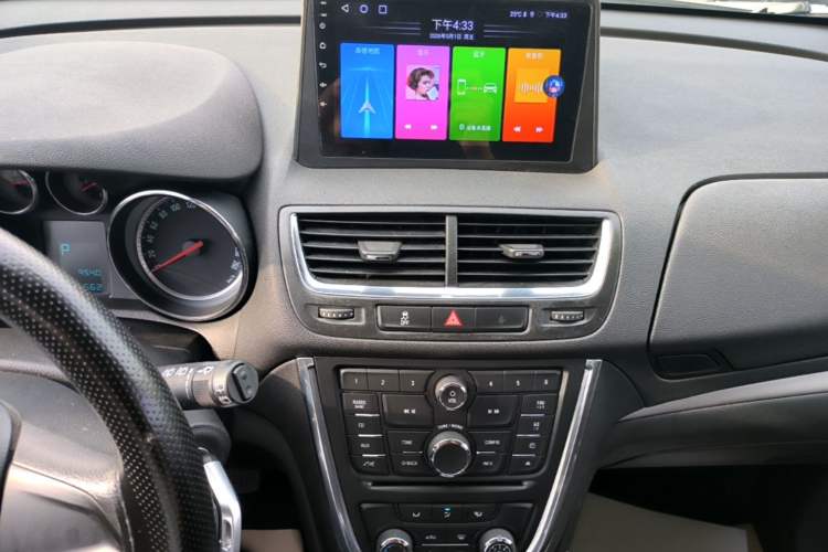 Used Buick Encore 2014 1.4T Automatic Two-Wheel Drive Urban Elite Model Audio And AC Panel