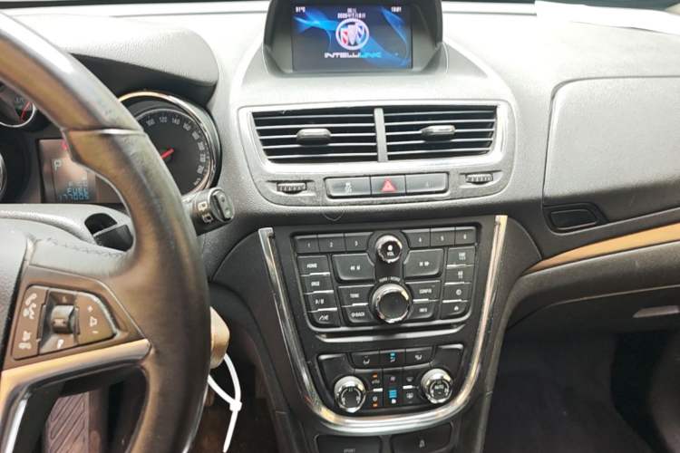 Used Buick Encore 2014 1.4T Automatic Two-Wheel Drive Urban Leading Model Audio And AC Panel