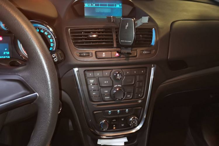 Used Buick Encore 2014 1.4T Automatic Two-Wheel Drive Urban Elite Model Audio And AC Panel