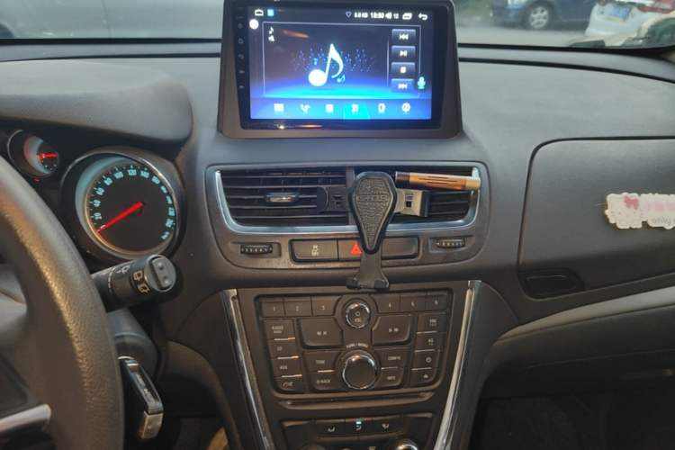 Used Buick Encore 2014 1.4T Manual Two-Wheel Drive Urban Advanced Model Audio And AC Panel