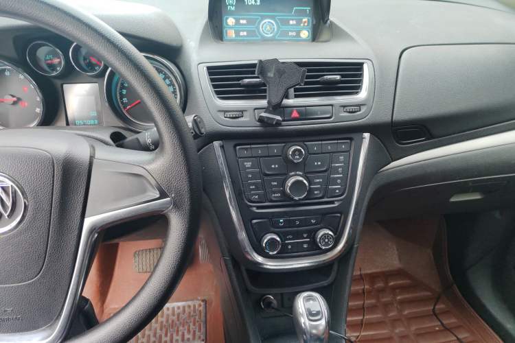 Used Buick Encore 2014 1.4T Automatic Two-Wheel Drive Urban Elite Model Audio And AC Panel