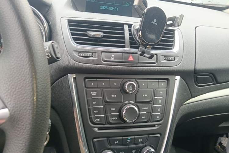Used Buick Encore 2014 1.4T Automatic Two-Wheel Drive Urban Elite Model Audio And AC Panel