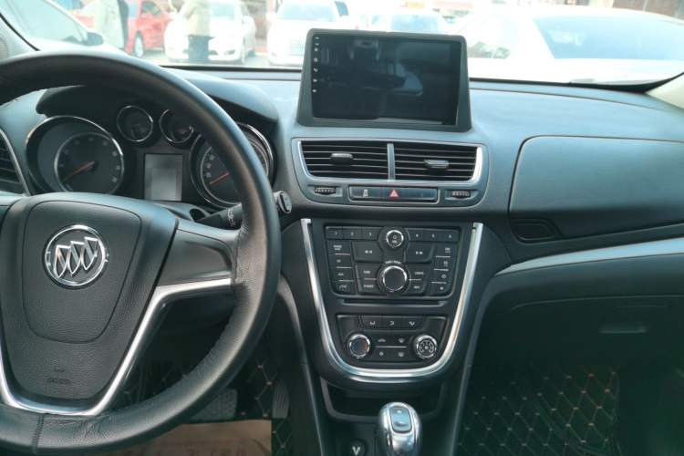 Used Buick Encore 2014 1.4T Automatic Two-Wheel Drive Urban Elite Model Audio And AC Panel