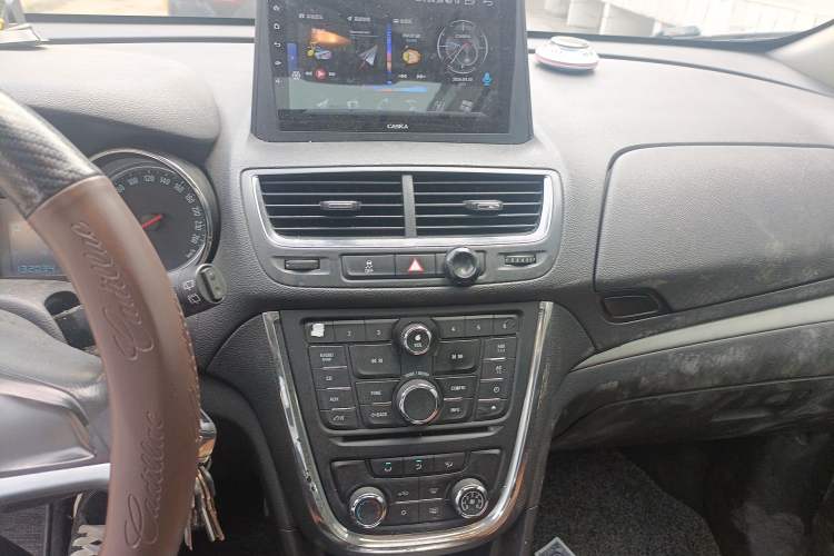 Used Buick Encore 2014 1.4T Automatic Two-Wheel Drive Urban Elite Model Audio And AC Panel