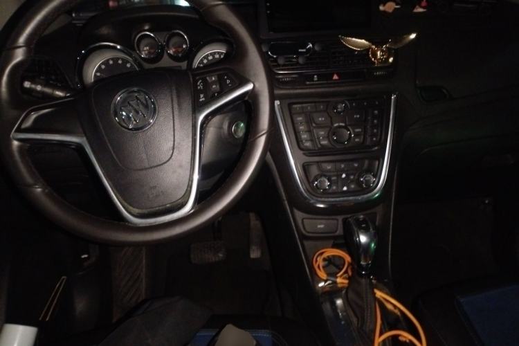 Used Buick Encore 2014 1.4T Automatic Two-Wheel Drive Urban Leading Model Center Console