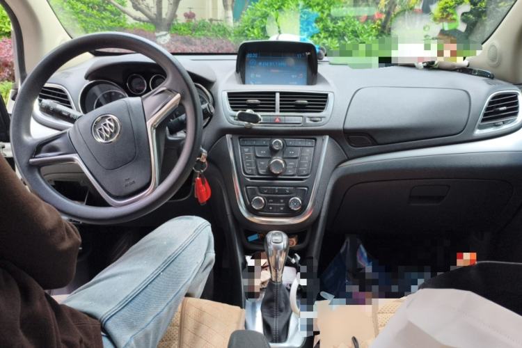Used Buick Encore 2014 1.4T Automatic Two-Wheel Drive Urban Leading Model Center Console