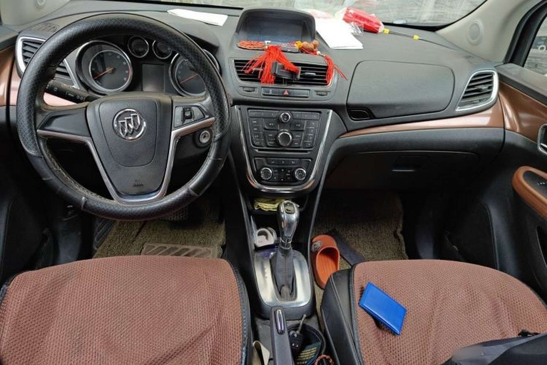 Used Buick Encore 2014 1.4T Automatic All-Wheel-Drive Flagship Edition Center Console