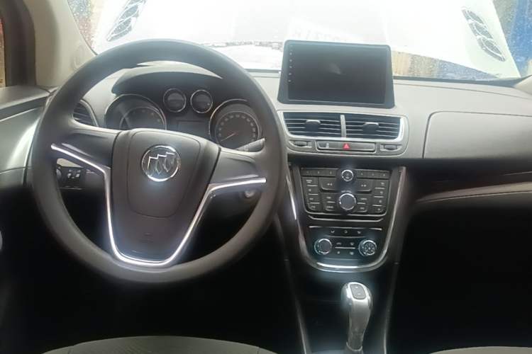 Used Buick Encore 2014 1.4T Automatic Two-Wheel Drive Urban Elite Model Center Console