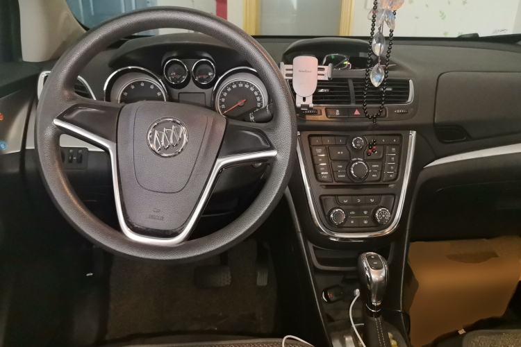Used Buick Encore 2014 1.4T Automatic Two-Wheel Drive Urban Elite Model Center Console