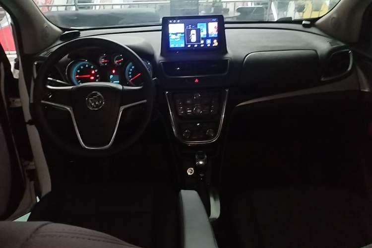 Used Buick Encore 2014 1.4T Automatic Two-Wheel Drive Urban Elite Model Center Console