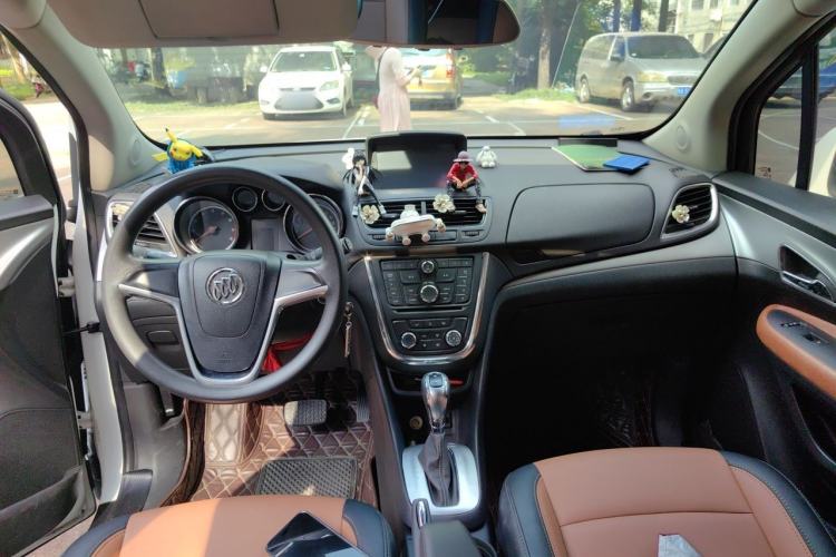 Used Buick Encore 2014 1.4T Automatic Two-Wheel Drive Urban Elite Model Center Console