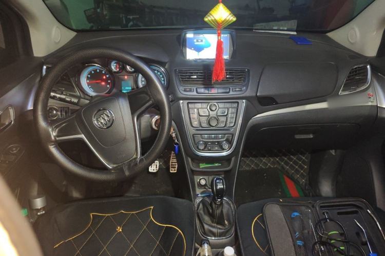 Used Buick Encore 2014 1.4T Manual Two-Wheel Drive Urban Advanced Model Center Console