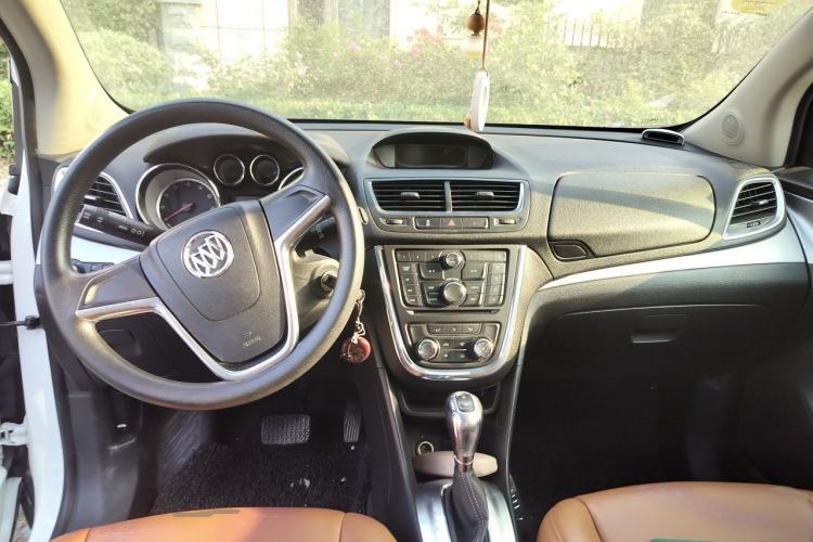 Used Buick Encore 2014 1.4T Automatic Two-Wheel Drive Urban Elite Model Center Console