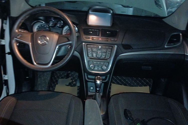 Used Buick Encore 2014 1.4T Automatic Two-Wheel Drive Urban Elite Model Center Console