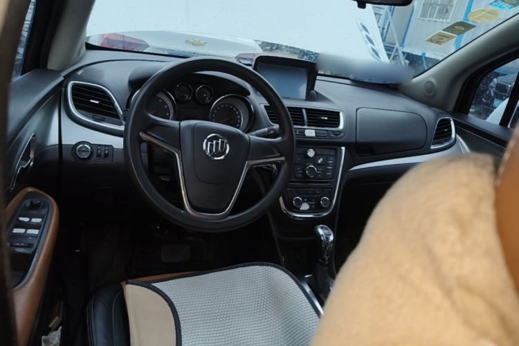 Used Buick Encore 2014 1.4T Automatic Two-Wheel Drive Urban Elite Model Center Console