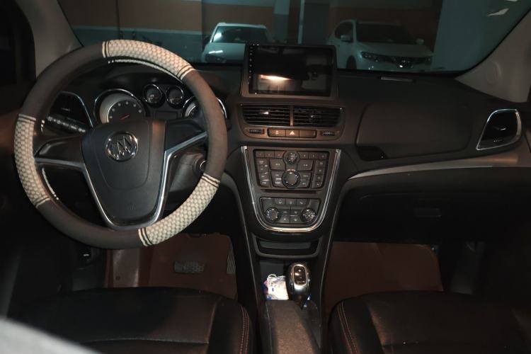 Used Buick Encore 2014 1.4T Automatic Two-Wheel Drive Urban Elite Model Center Console