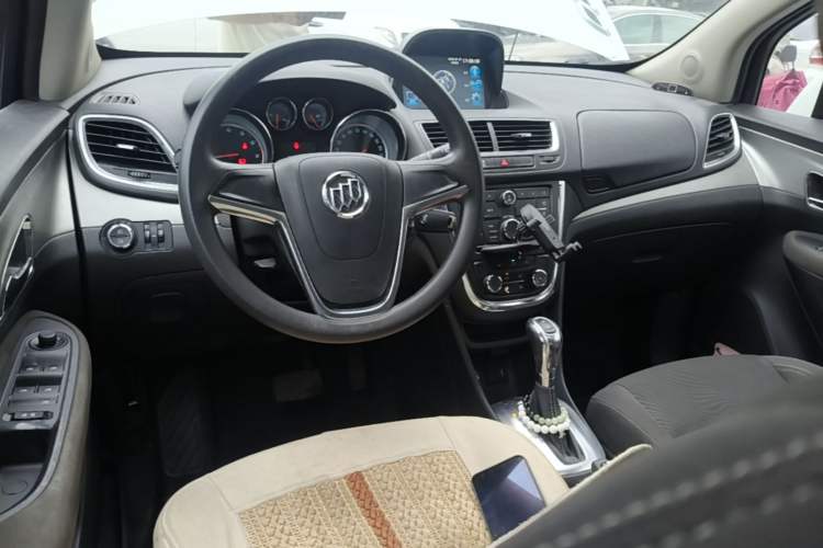 Used Buick Encore 2014 1.4T Automatic Two-Wheel Drive Urban Elite Model Center Console