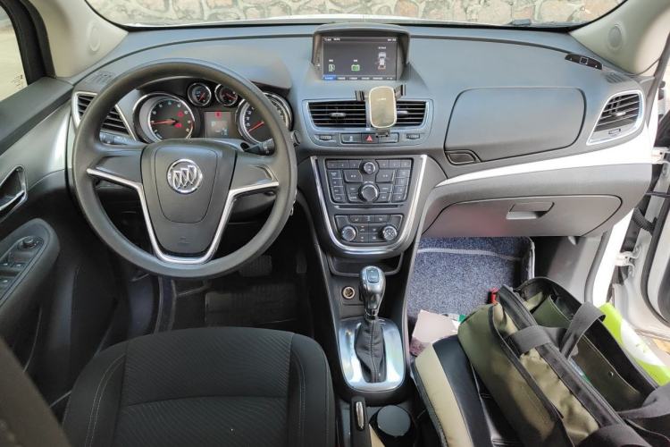 Used Buick Encore 2014 1.4T Automatic Two-Wheel Drive Urban Elite Model Center Console