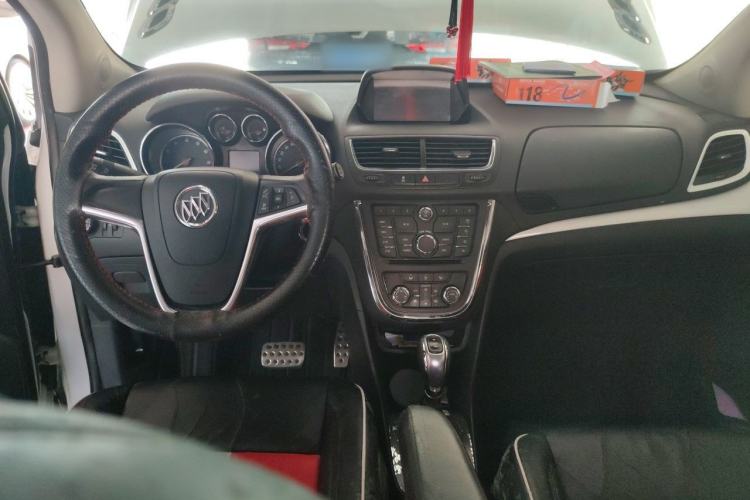 Used Buick Encore 2014 1.4T Automatic All-Wheel-Drive Flagship Edition Center Console