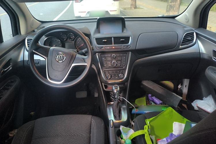 Used Buick Encore 2014 1.4T Automatic Two-Wheel Drive Urban Elite Model Center Console