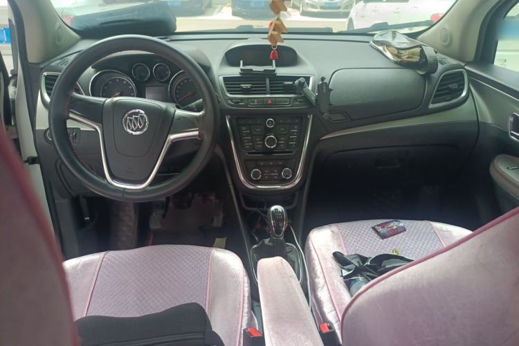 Used Buick Encore 2014 1.4T Manual Two-Wheel Drive Urban Advanced Model Center Console