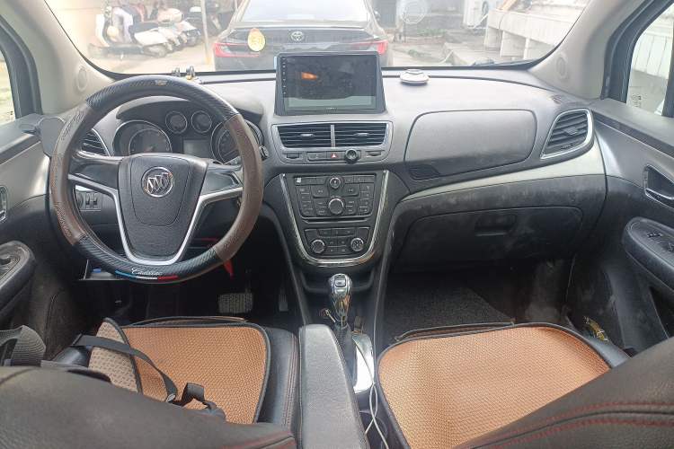 Used Buick Encore 2014 1.4T Automatic Two-Wheel Drive Urban Elite Model Center Console